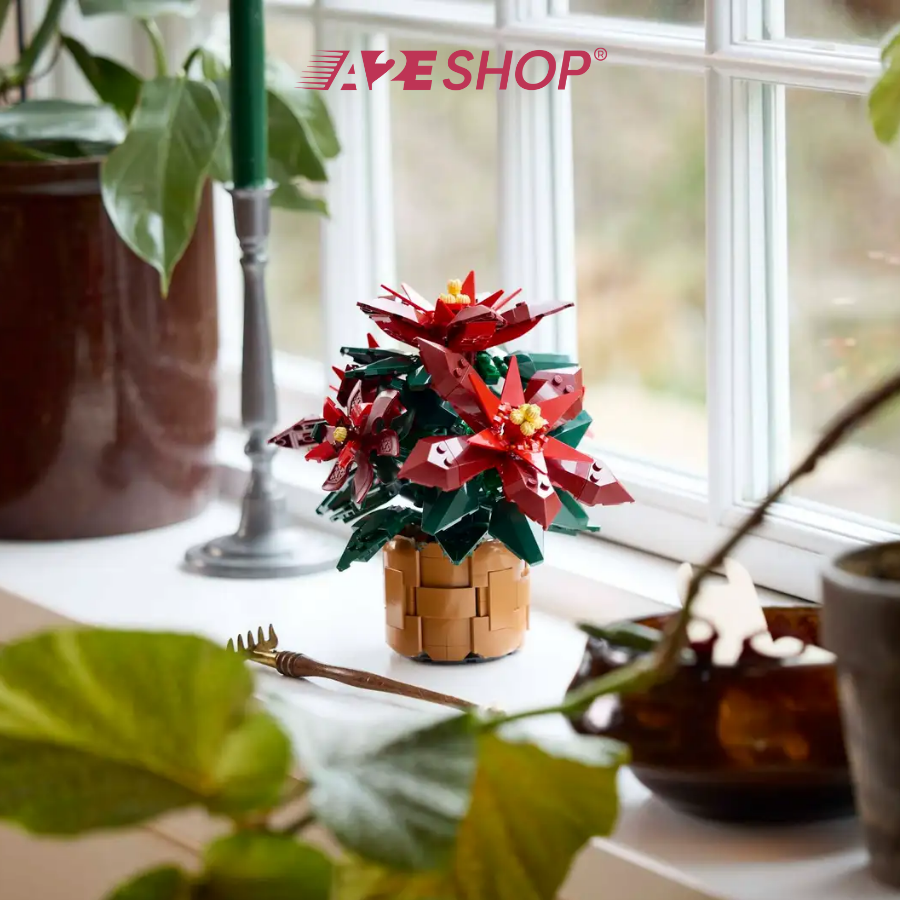 LEGO Icons Poinsettia – 658 Pieces Holiday Botanical Display